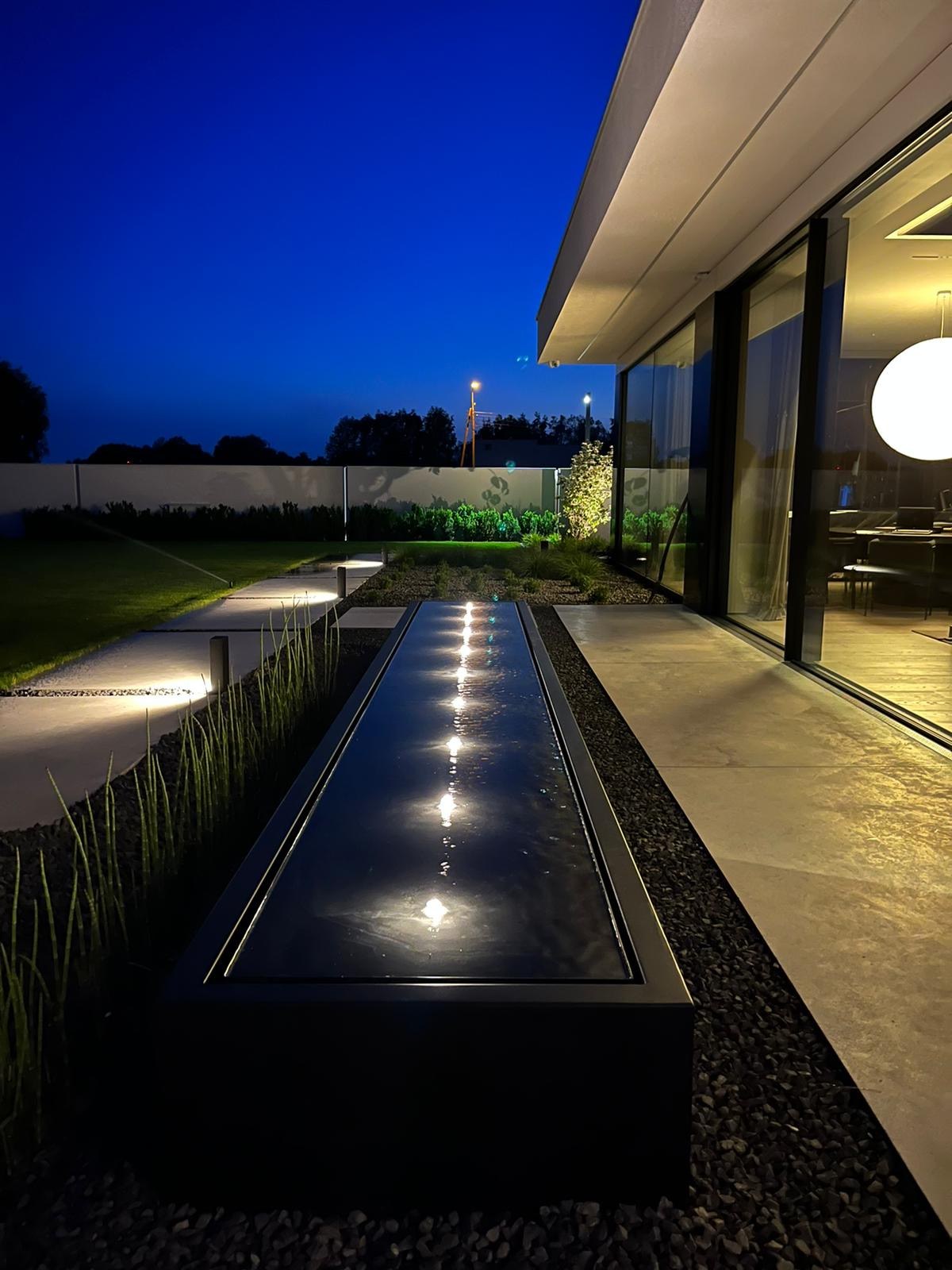 Stół wodny 600×100 – noc